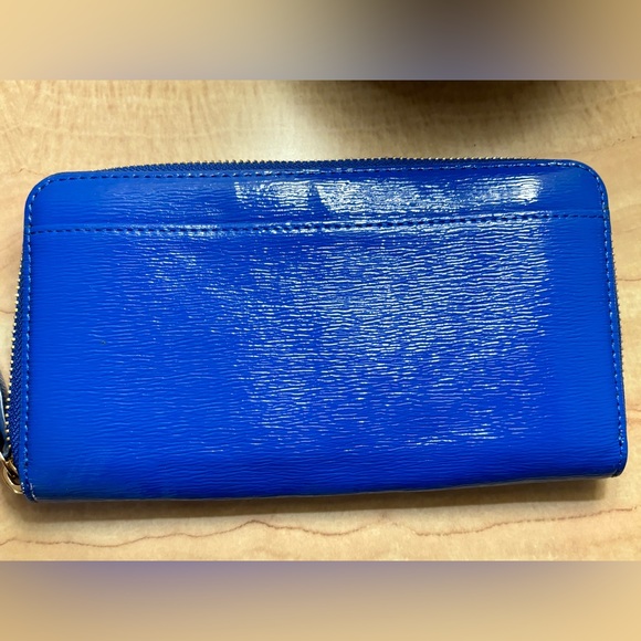 Kate Spade Continental Wallet - Picture 2 of 5